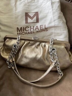 MICHAEL KORS gold metallic leather chain link kiss lock satchel handbag purse
